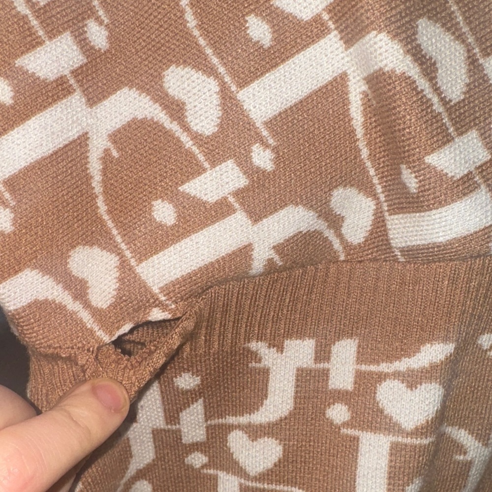 Brown and White Patterned Dress - Picture 5 of 16
